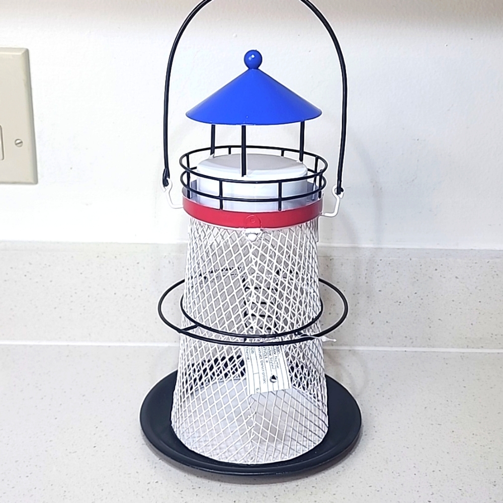 Bird Feeder Light House Metal New - Picture 4 of 4